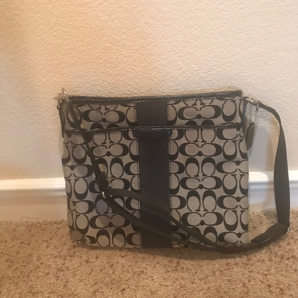 Black coach messenger bag